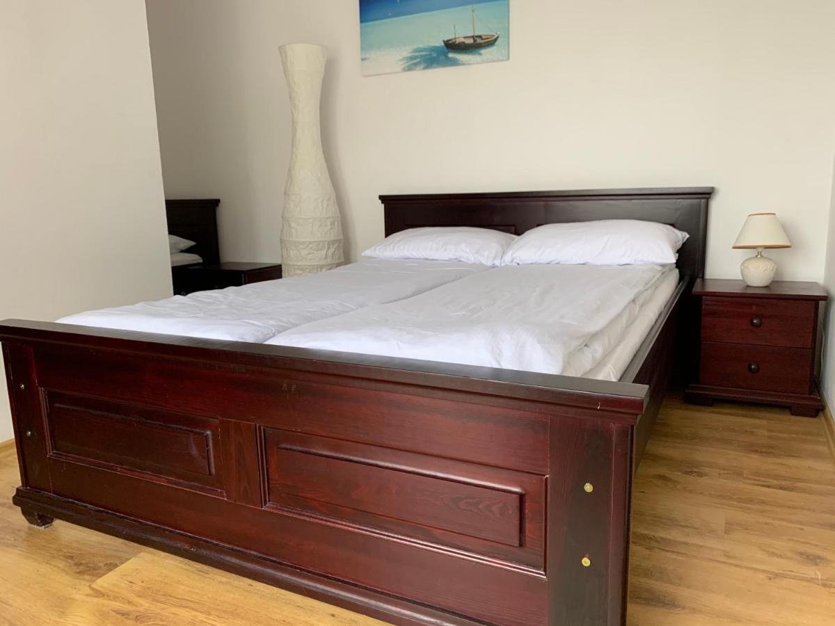 Apartamenty Na Skarpie Debina  Esterno foto