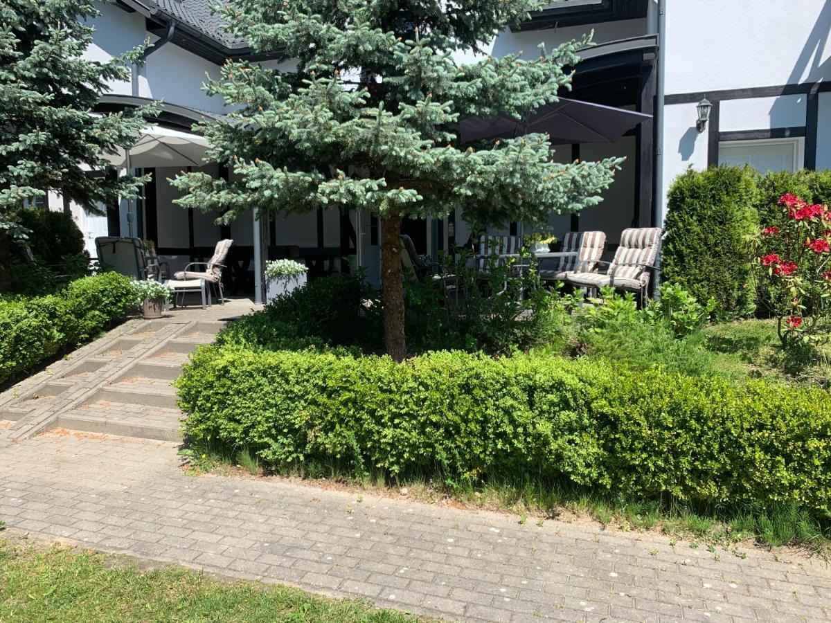 Apartamenty Na Skarpie Debina  Esterno foto